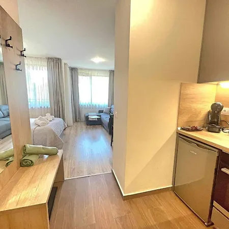 Arboro Gardens E50 Appartement