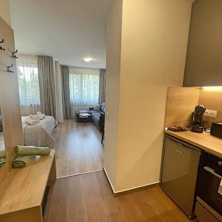 Arboro Gardens E50 Borovets