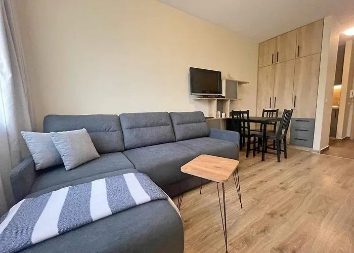 アパート Arboro Gardens E50