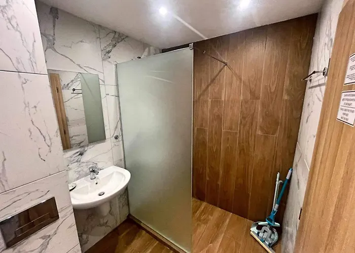 Arboro Gardens E50 アパート ボロヴェッツ