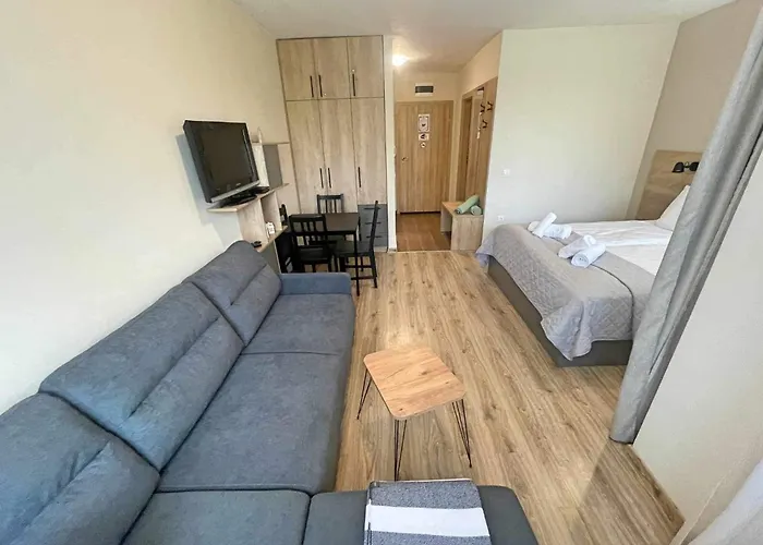 アパート Arboro Gardens E50 *